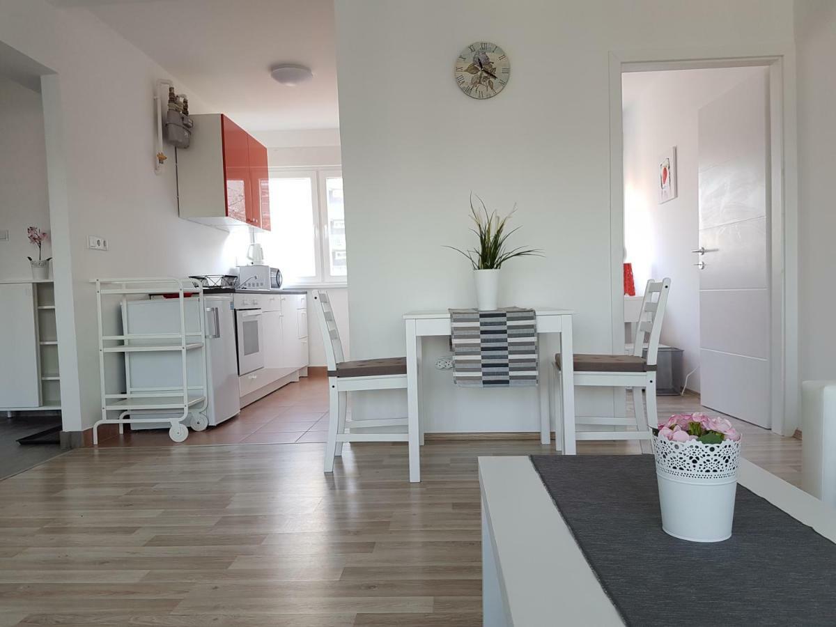 Alex Miramare Apartment *